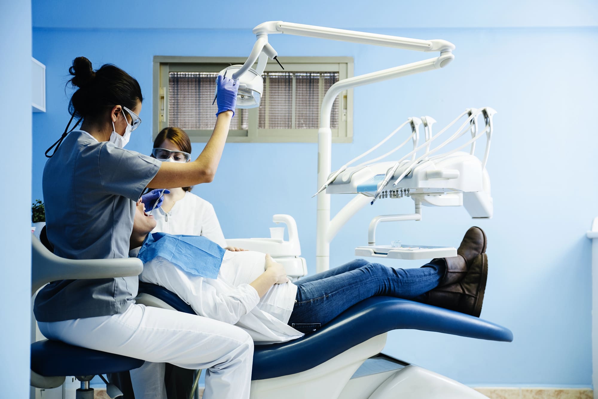 Types of Dental Bridges Explained: Choosing the Right Option for You